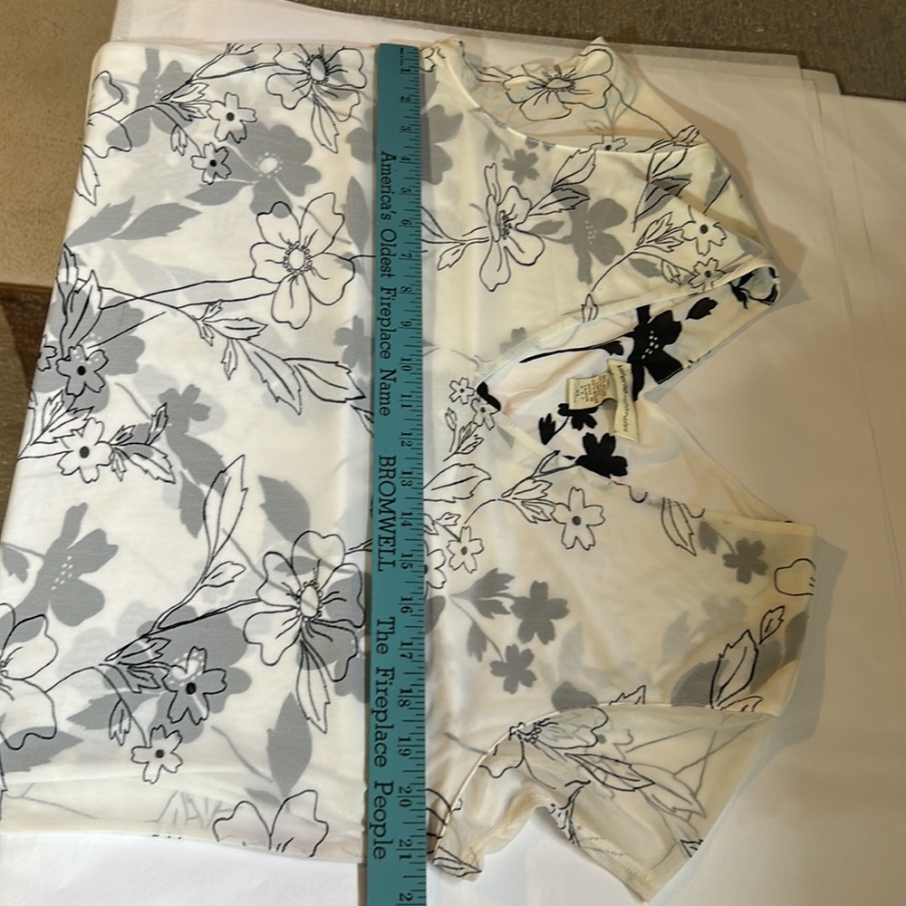 Valerie Separates floral blouse size XL - Picture 8 of 10